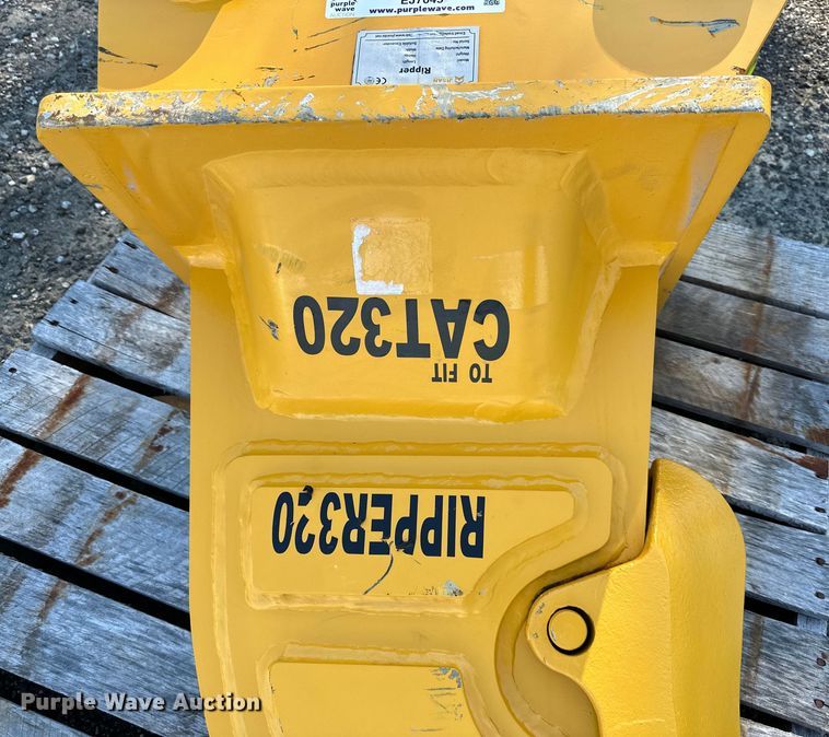 image for item EJ7045 Jisan  excavator ripper tooth 