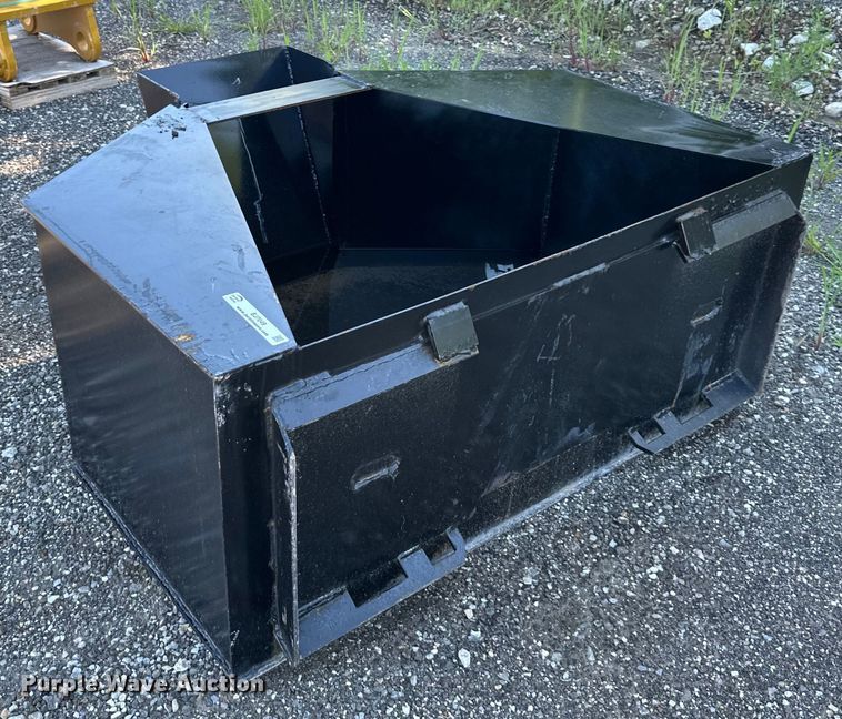 image for item EJ7049 skid steer concrete bucket
