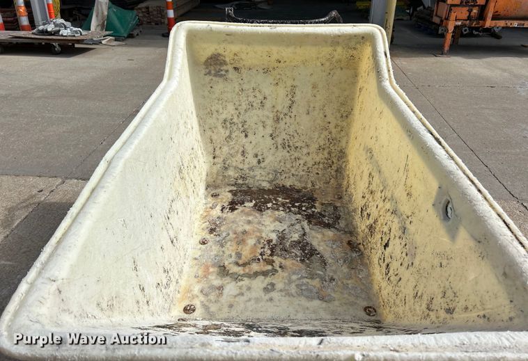 image for item EK4893 Terex 0MPB16A concrete buggy