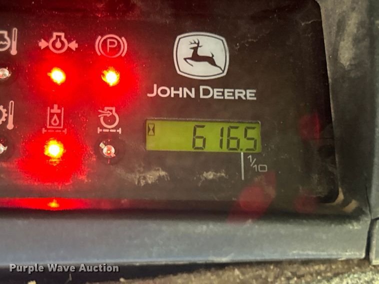 image for item EK4898 2003 John Deere  250 skid steer loader