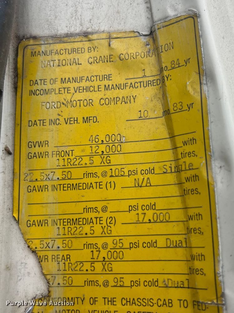 image for item EK8752 1984 Ford F800 crane truck