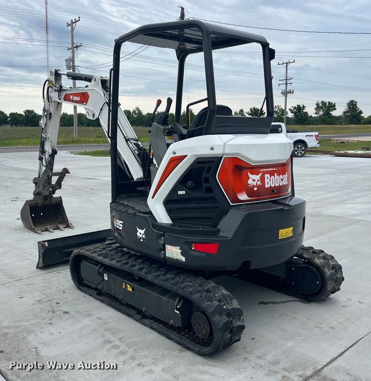 image for item EK8777 2023 Bobcat E35 mini excavator