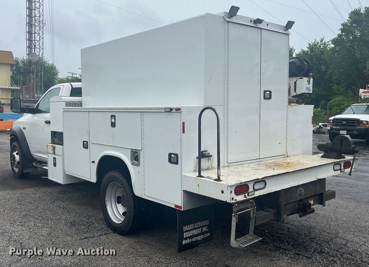 image for item EK8785 2017 Dodge Ram 5500 utility / service truck