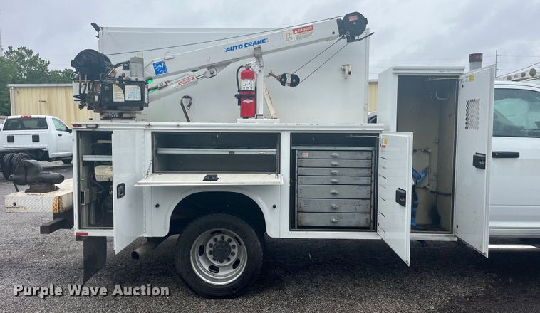 image for item EK8785 2017 Dodge Ram 5500 utility / service truck