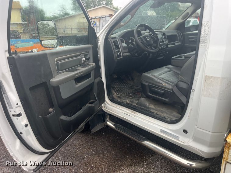 image for item EK8785 2017 Dodge Ram 5500 utility / service truck