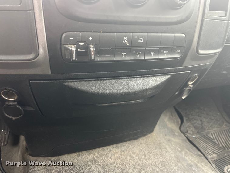 image for item EK8785 2017 Dodge Ram 5500 utility / service truck