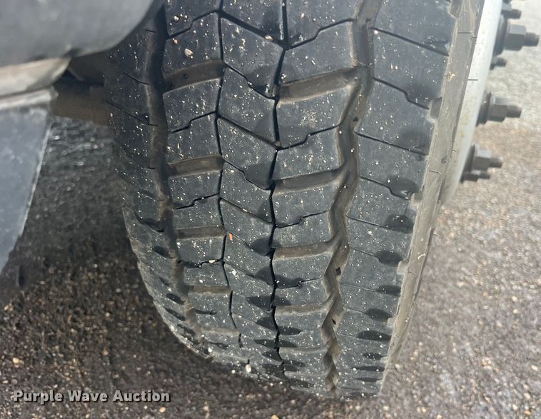 image for item EK8785 2017 Dodge Ram 5500 utility / service truck