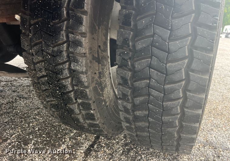 image for item EK8785 2017 Dodge Ram 5500 utility / service truck