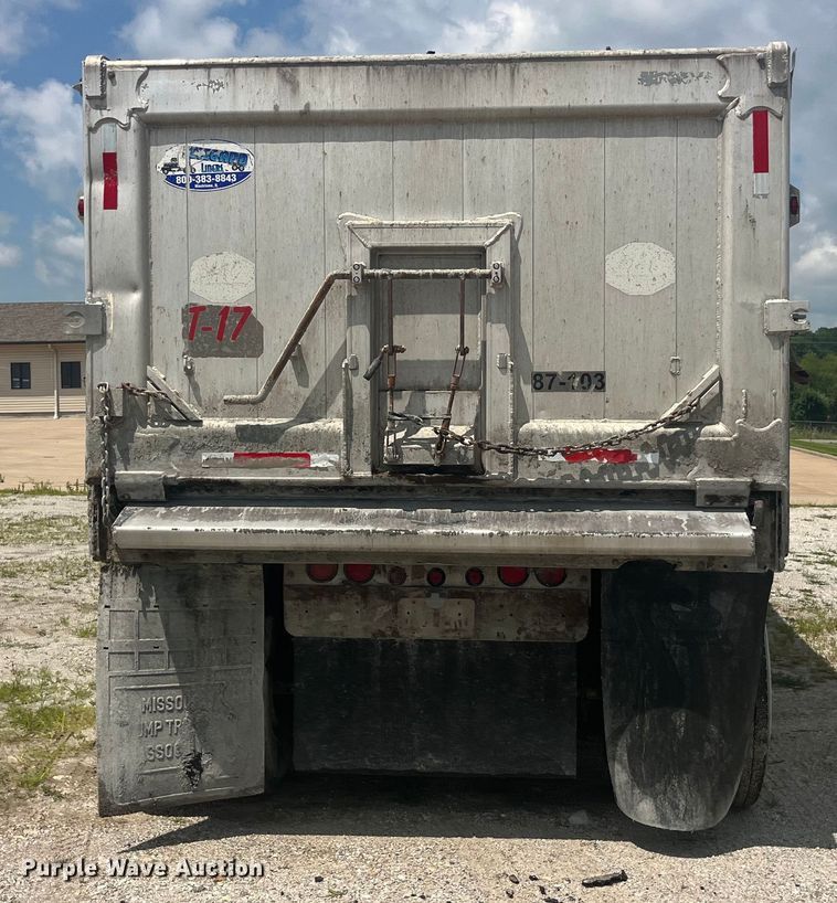 image for item EK8797 2008 Mac end dump trailer