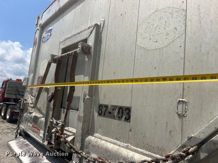 image for item EK8797 2008 Mac end dump trailer