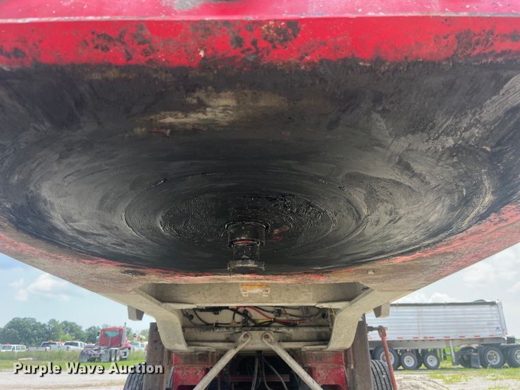 image for item EK8797 2008 Mac end dump trailer