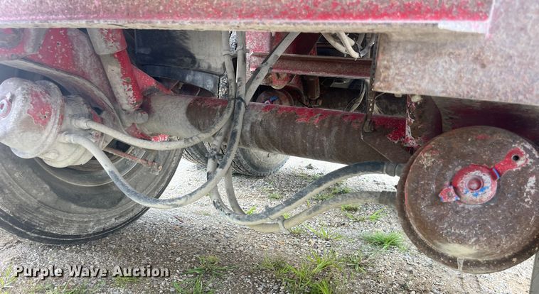 image for item EK8797 2008 Mac end dump trailer