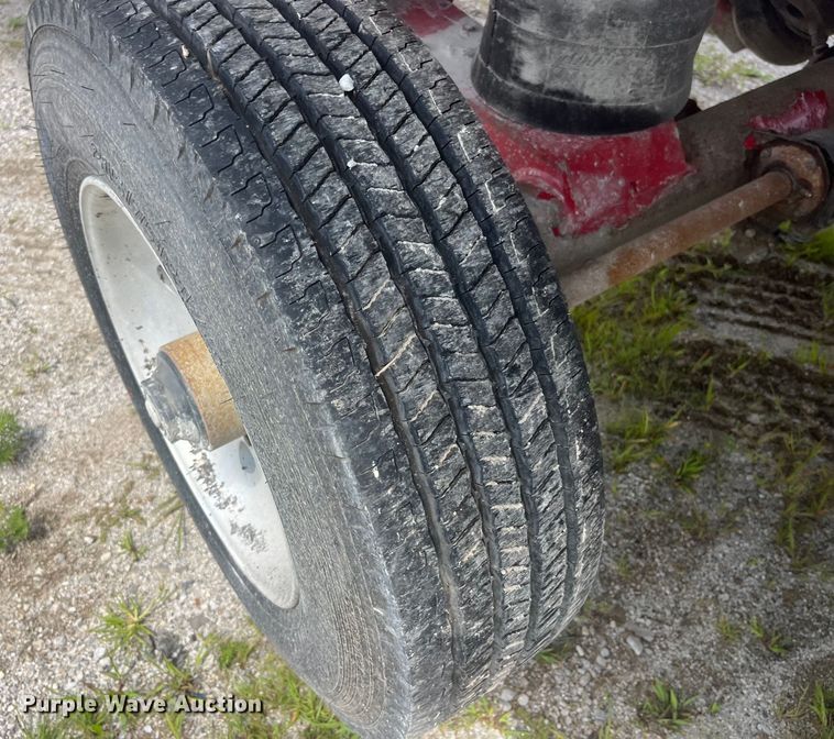 image for item EK8797 2008 Mac end dump trailer