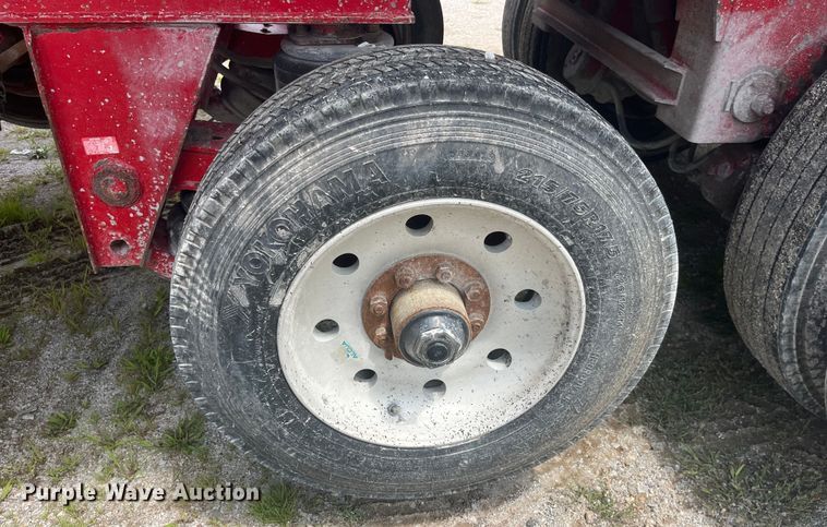 image for item EK8797 2008 Mac end dump trailer