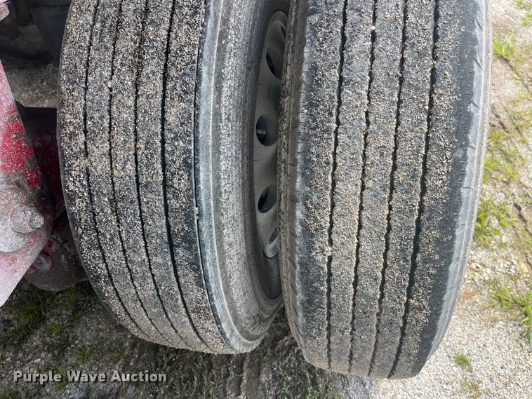 image for item EK8797 2008 Mac end dump trailer