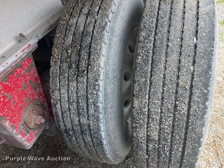 image for item EK8797 2008 Mac end dump trailer