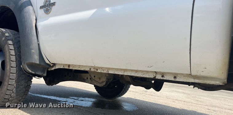 image for item EK8798 2011 Ford  F550 Super Duty XL  utility / service truck