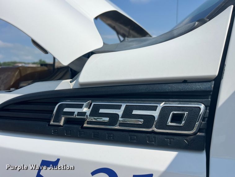 image for item EK8798 2011 Ford  F550 Super Duty XL  utility / service truck