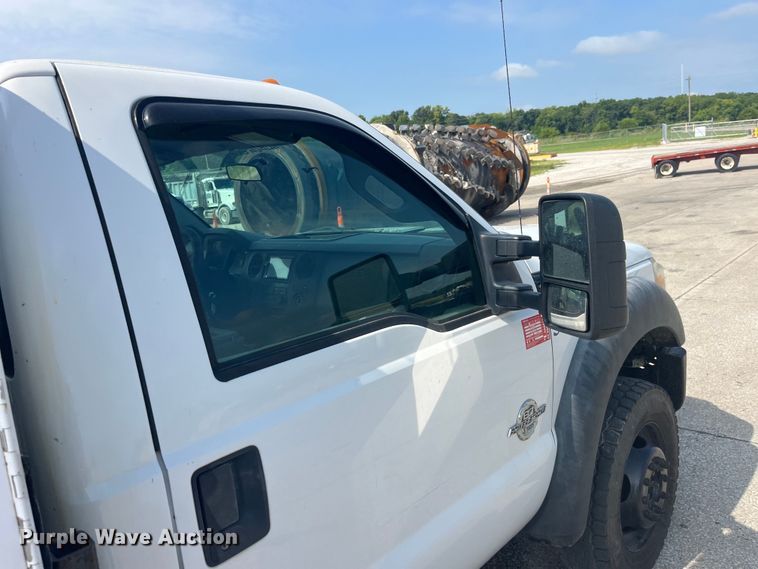 image for item EK8798 2011 Ford  F550 Super Duty XL  utility / service truck