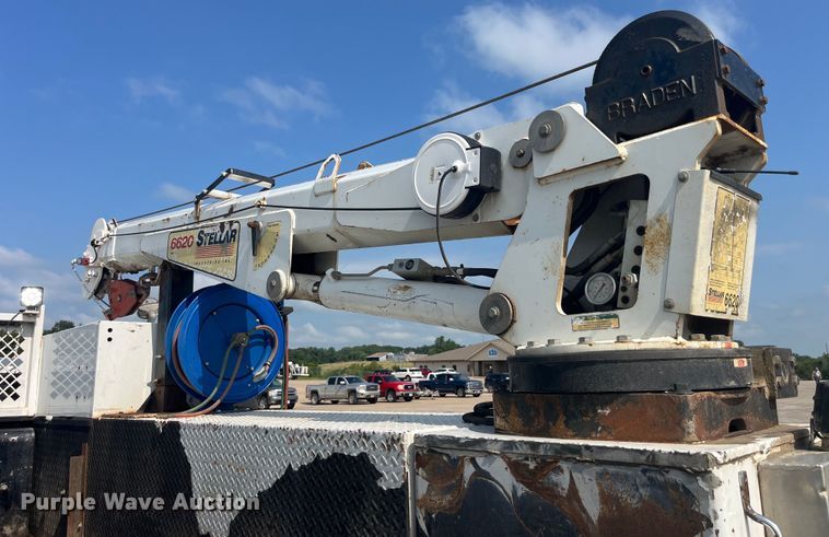 image for item EK8798 2011 Ford  F550 Super Duty XL  utility / service truck