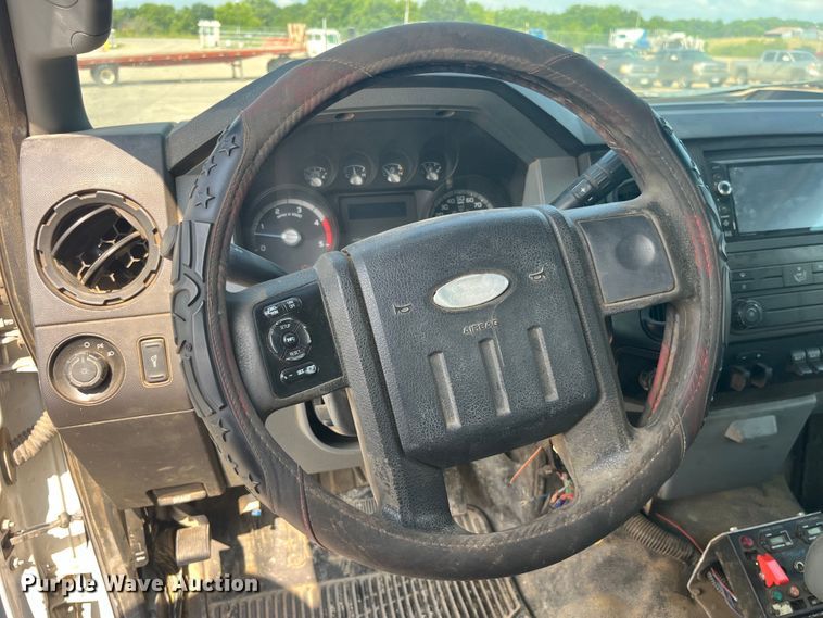 image for item EK8798 2011 Ford  F550 Super Duty XL  utility / service truck