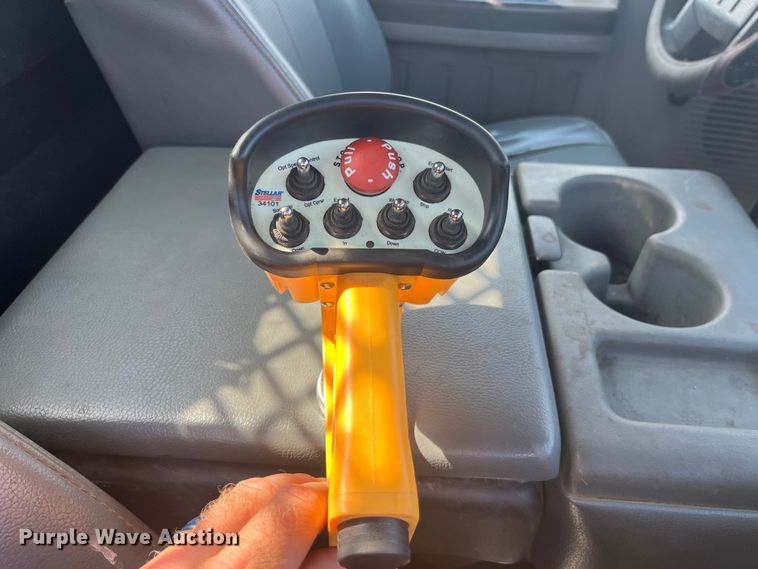 image for item EK8798 2011 Ford  F550 Super Duty XL  utility / service truck