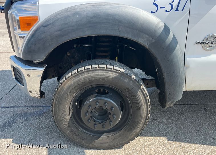 image for item EK8798 2011 Ford  F550 Super Duty XL  utility / service truck