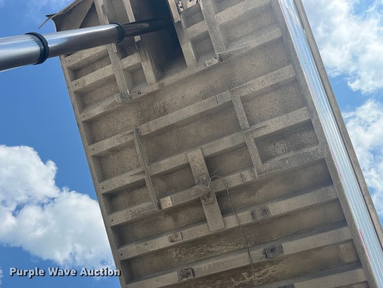 image for item EK8802 2008 Travis S/96 end dump trailer