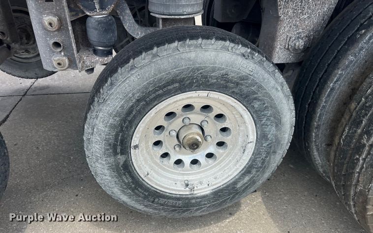 image for item EK8802 2008 Travis S/96 end dump trailer