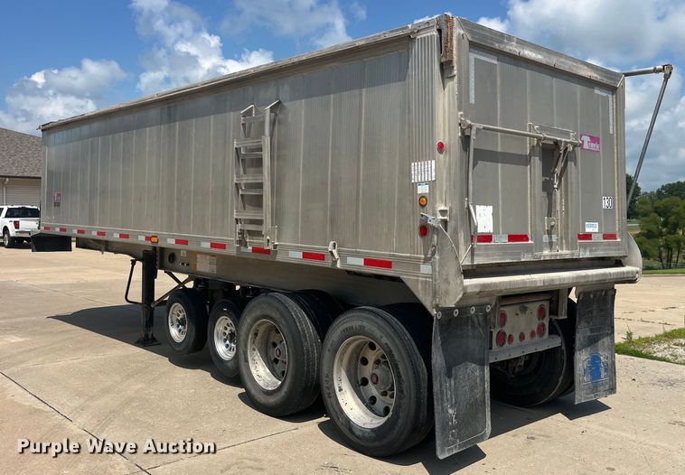 image for item EK8803 2019 Travis S/96 end dump trailer