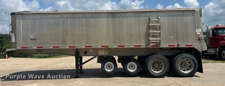 image for item EK8803 2019 Travis S/96 end dump trailer