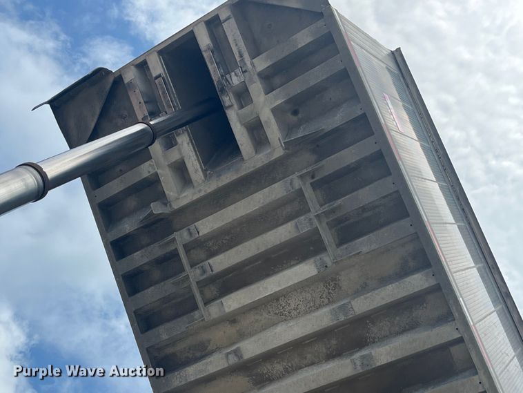 image for item EK8803 2019 Travis S/96 end dump trailer