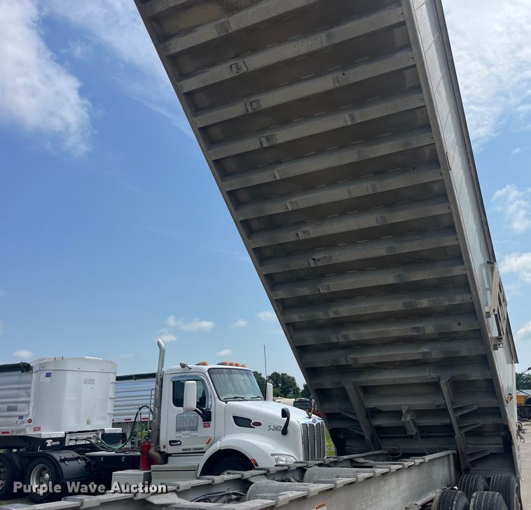 image for item EK8803 2019 Travis S/96 end dump trailer