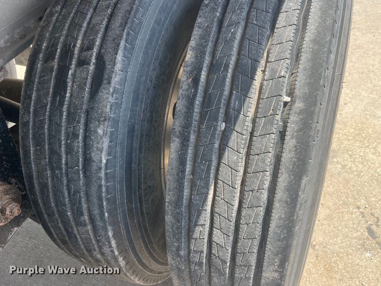 image for item EK8803 2019 Travis S/96 end dump trailer