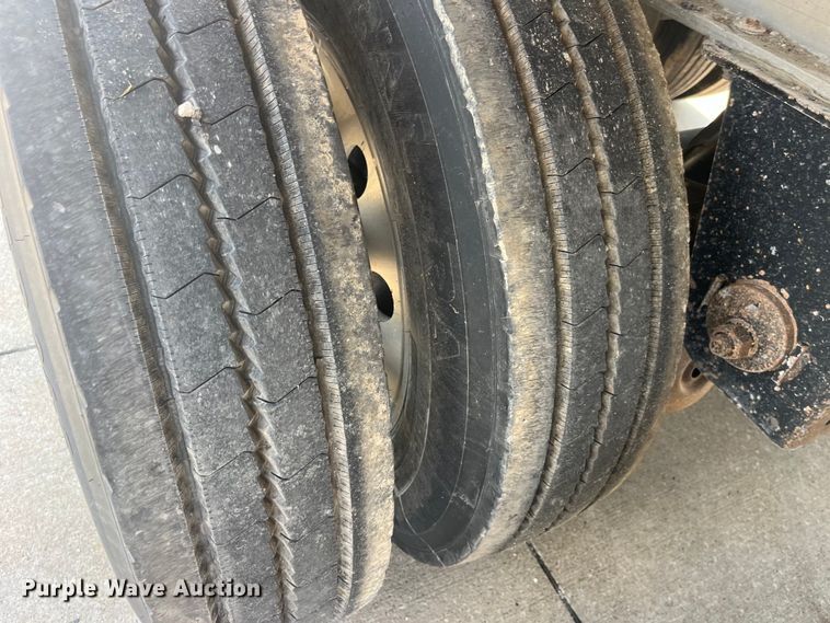 image for item EK8803 2019 Travis S/96 end dump trailer