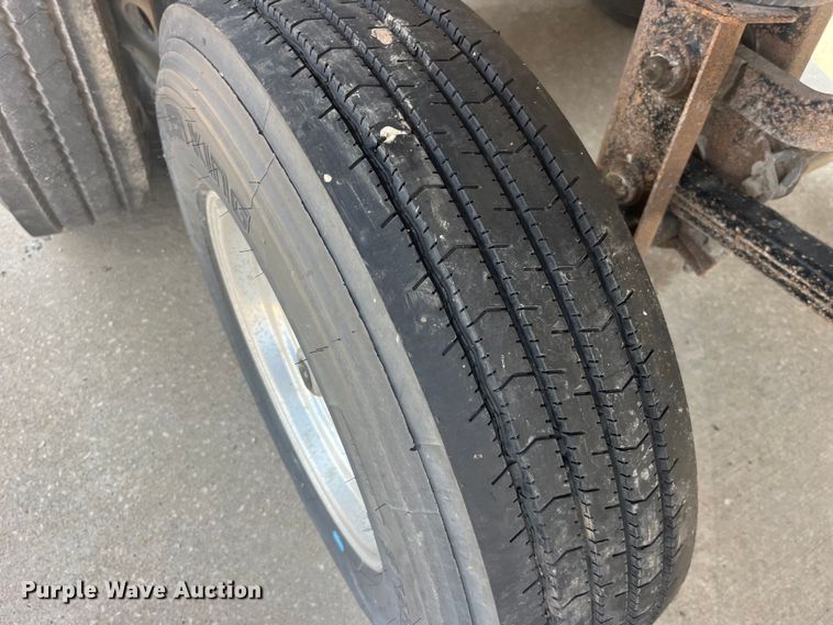 image for item EK8803 2019 Travis S/96 end dump trailer