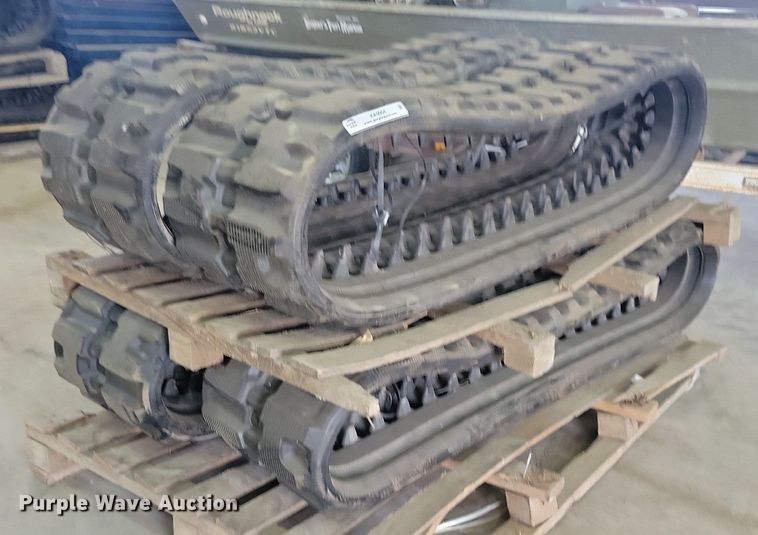 image for item KA9902 (4) Camso mini excavator tracks