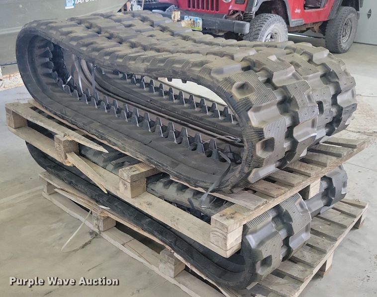 image for item KA9902 (4) Camso mini excavator tracks