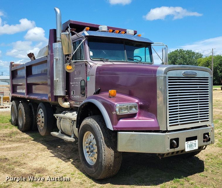 image for item KA9916 2004 Freightliner FLD 120 dump truck