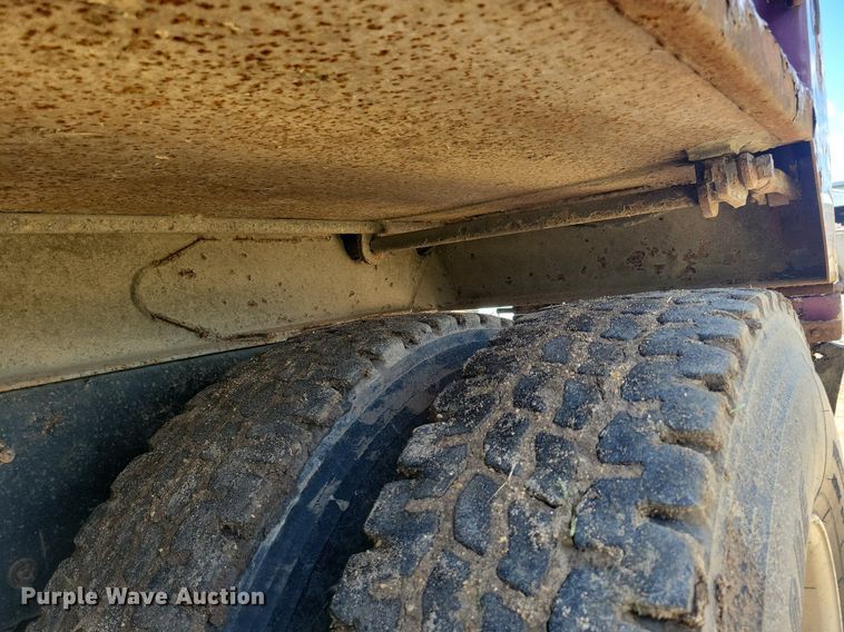 image for item KA9916 2004 Freightliner FLD 120 dump truck