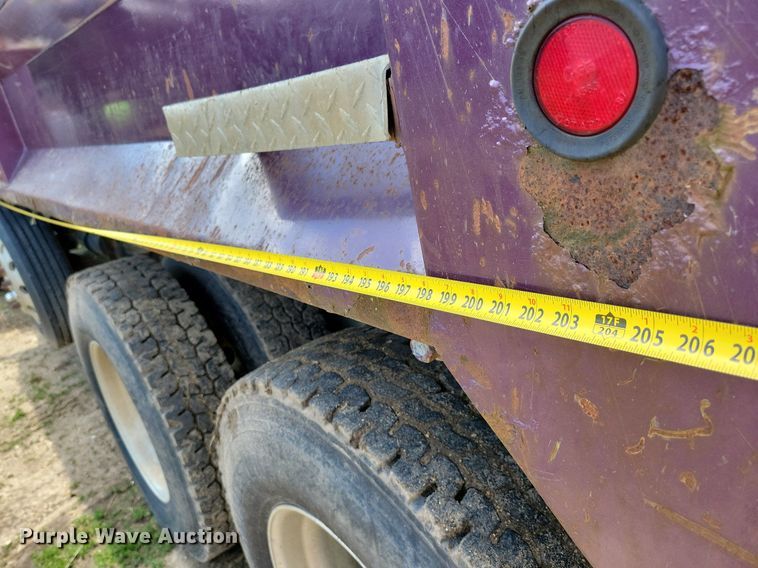 image for item KA9916 2004 Freightliner FLD 120 dump truck