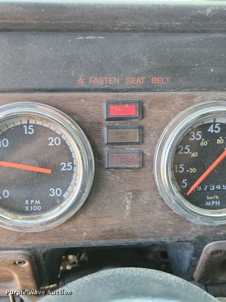 image for item KA9916 2004 Freightliner FLD 120 dump truck