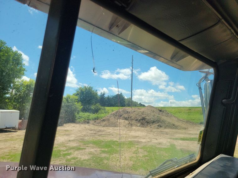 image for item KA9916 2004 Freightliner FLD 120 dump truck