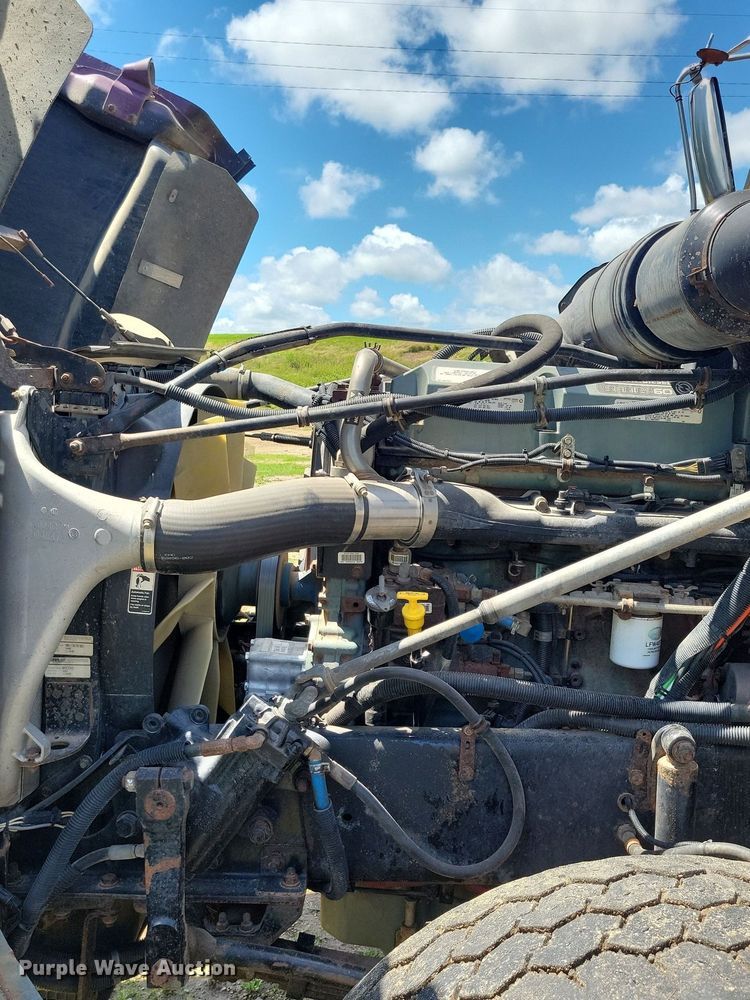 image for item KA9916 2004 Freightliner FLD 120 dump truck