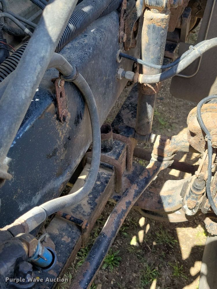 image for item KA9916 2004 Freightliner FLD 120 dump truck