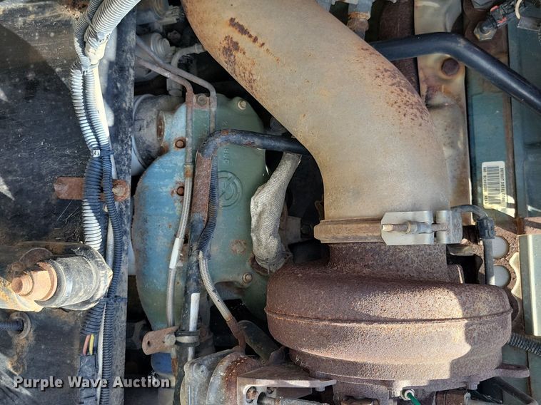 image for item KA9916 2004 Freightliner FLD 120 dump truck