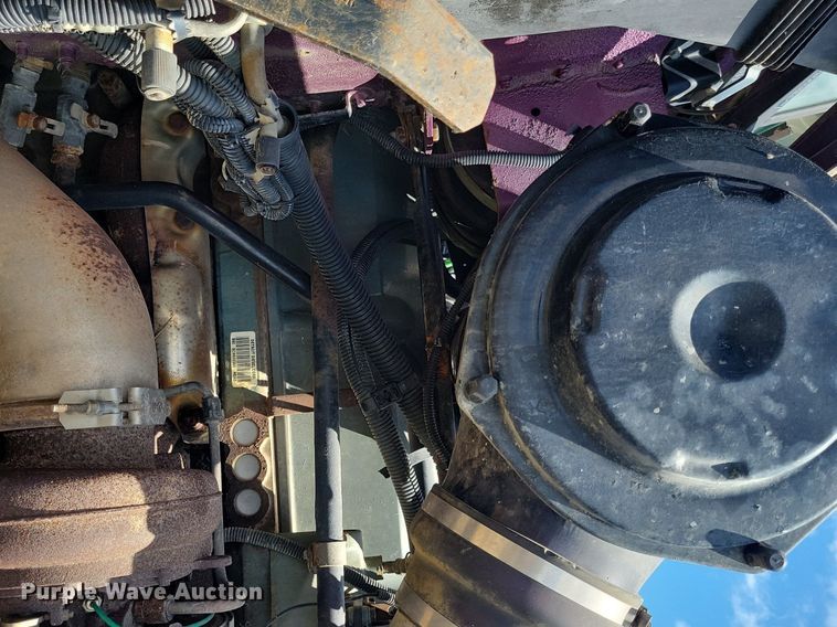 image for item KA9916 2004 Freightliner FLD 120 dump truck