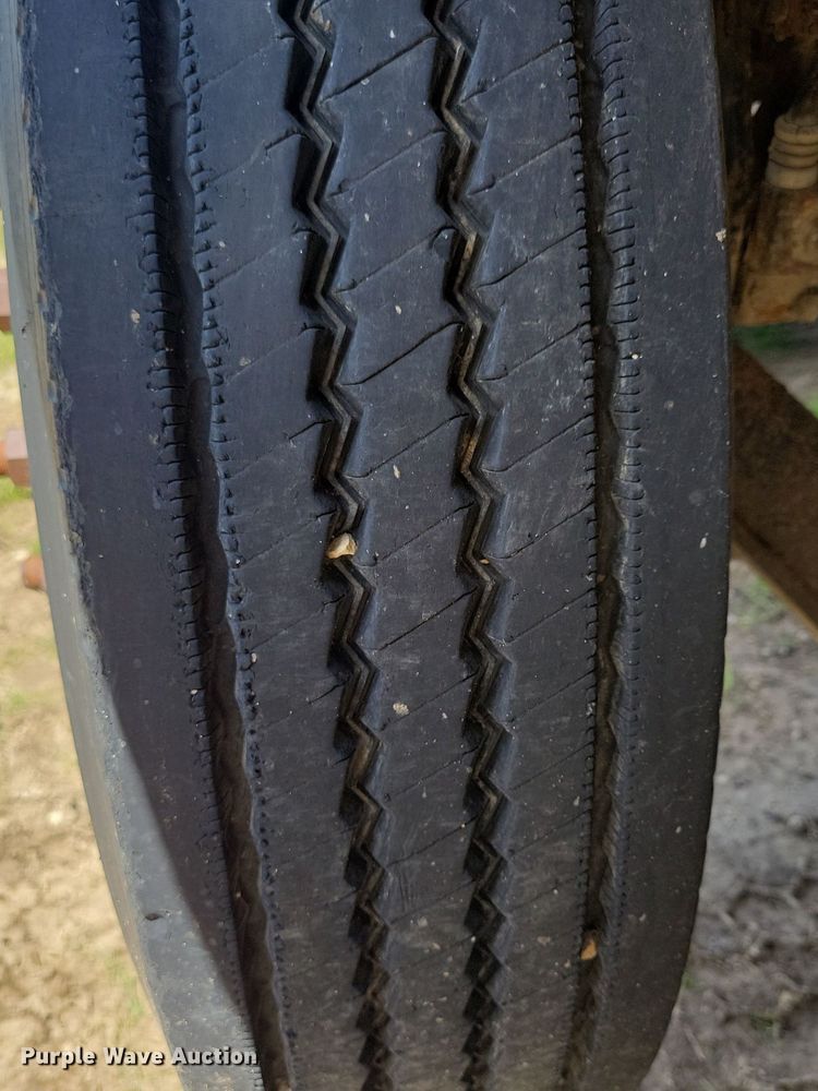 image for item KA9916 2004 Freightliner FLD 120 dump truck