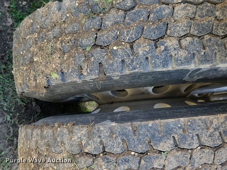 image for item KA9916 2004 Freightliner FLD 120 dump truck