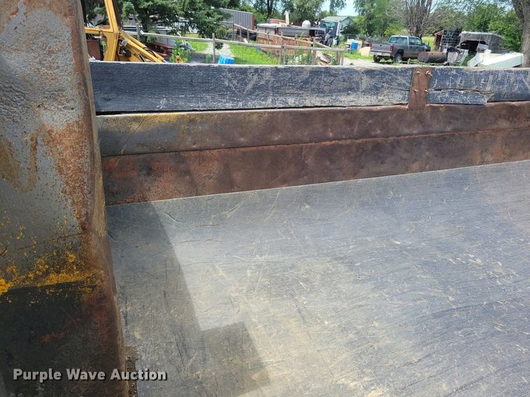 image for item KA9924 1999 International 4900 dump truck